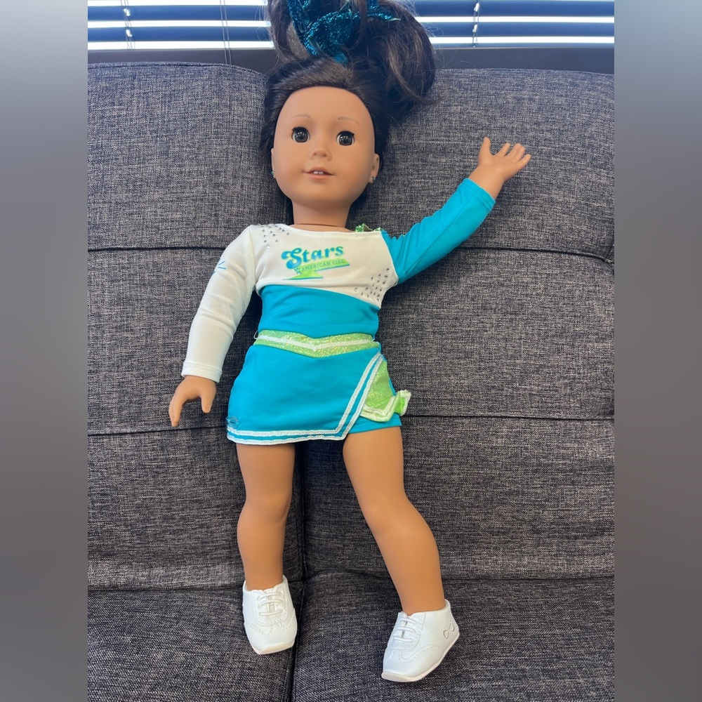 American Girl Doll – Cheerleading Outfit, Brown Hair & Glitter Bow, 18”